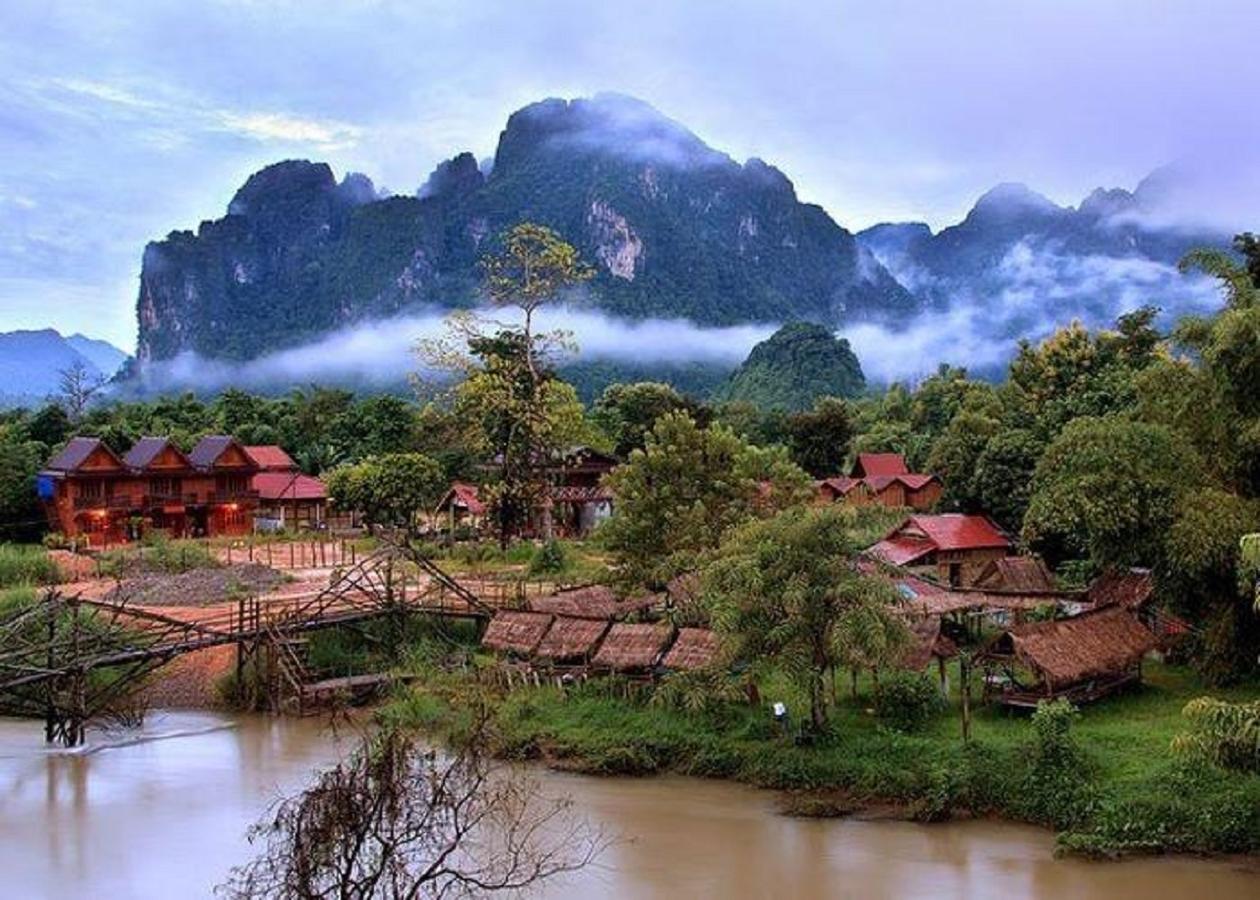 Mountainview Riverside Boutique Hotel Vang Vieng Esterno foto