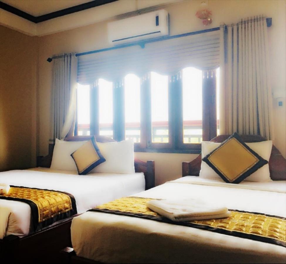 Mountainview Riverside Boutique Hotel Vang Vieng Esterno foto