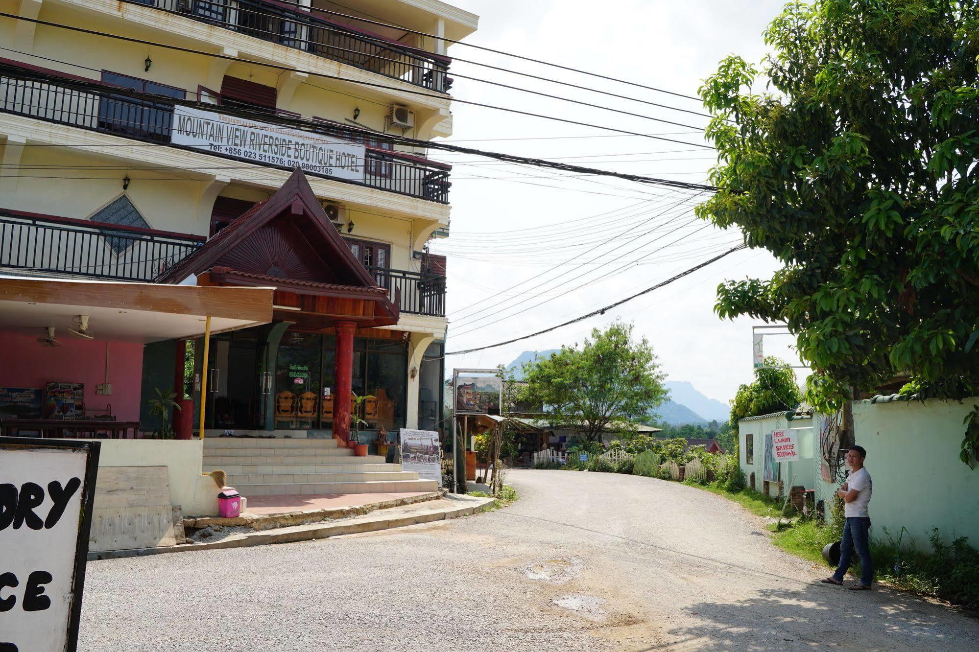 Mountainview Riverside Boutique Hotel Vang Vieng Esterno foto